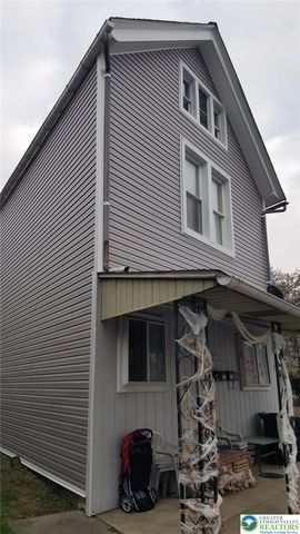 315 2nd St, Catasauqua, PA 18032
