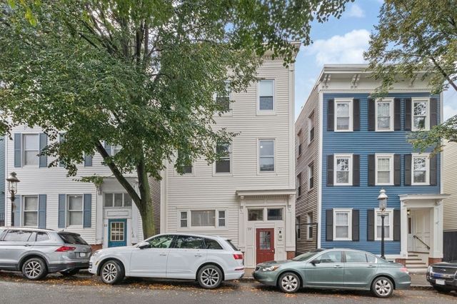 26 Concord St, Charlestown, MA 02129