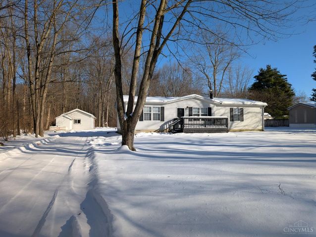 3008 Leeds Rd, Amelia, OH 45102