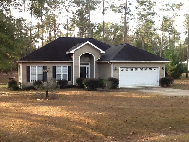 318 River Chase Dr, Bainbridge, GA 39819