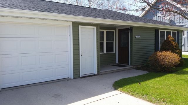 2312 Garfield St, Two Rivers, WI 54241