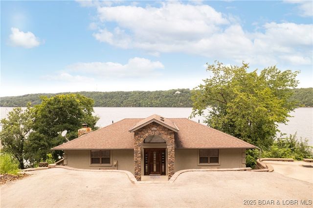 261 Shell Bay Cir, Linn Creek, MO 65052