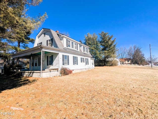 1717 Lafayette St, Greeneville, TN 37745