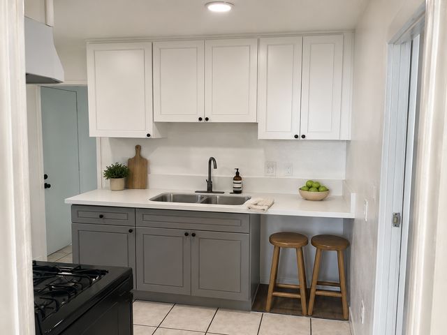 4072 1/2 W  Century Blvd #1/2, Inglewood, CA 90304