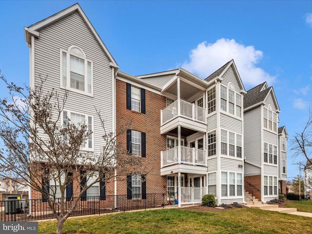 609 Himes Ave #103, Frederick, MD 21703