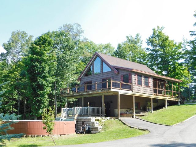 157 Page Hill Road, Ripley, ME 04930