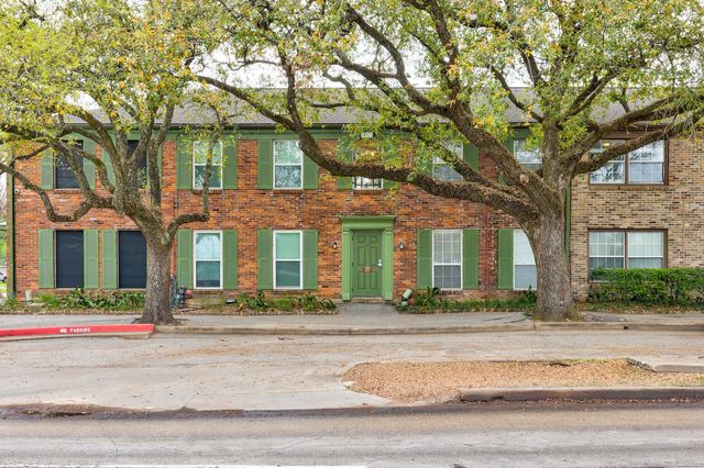 11603 Chimney Rock Rd #B, Houston, TX 77035