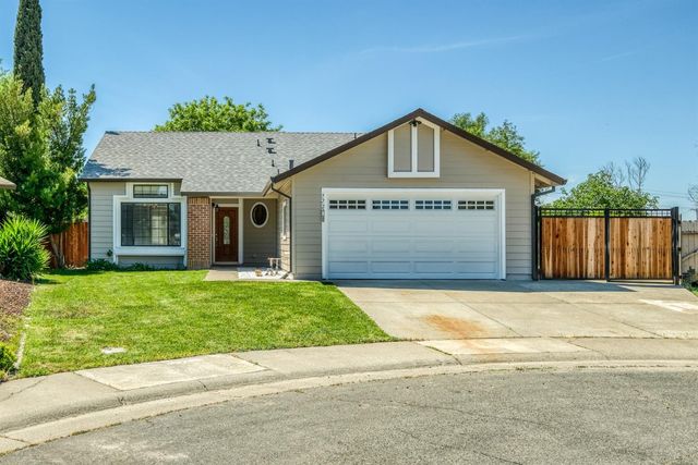 7220 Bobcat Ct, North Highlands, CA 95660