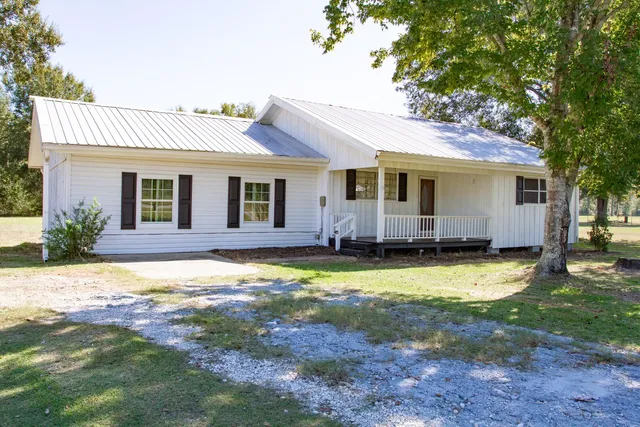 3038 Vines Rd, Lake Charles, LA 70611