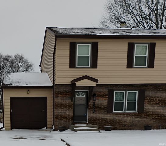 5912 Lansdown Blvd, South Bend, IN 46614