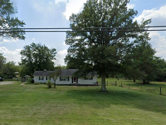 2853 W  State Route 63, Lebanon, OH 45036