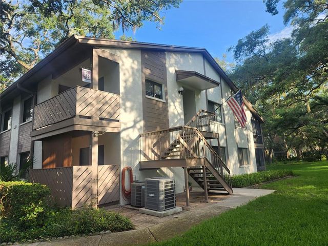 603 Baldwin Ave #B, Safety Harbor, FL 34695
