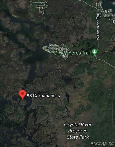 98 Carnahans Is, Crystal River, FL 34429