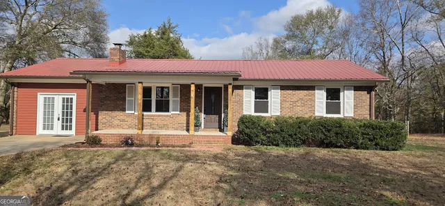 1024 Mount Olivet Rd, Hartwell, GA 30643