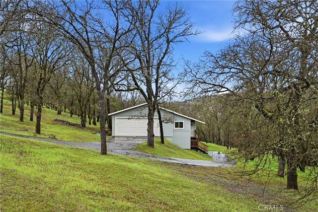 19474 Donkey Hill Rd, Hidden Valley Lake, CA 95467