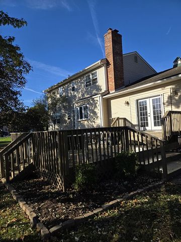 160 Woods Rd, Hillsborough, NJ 08844