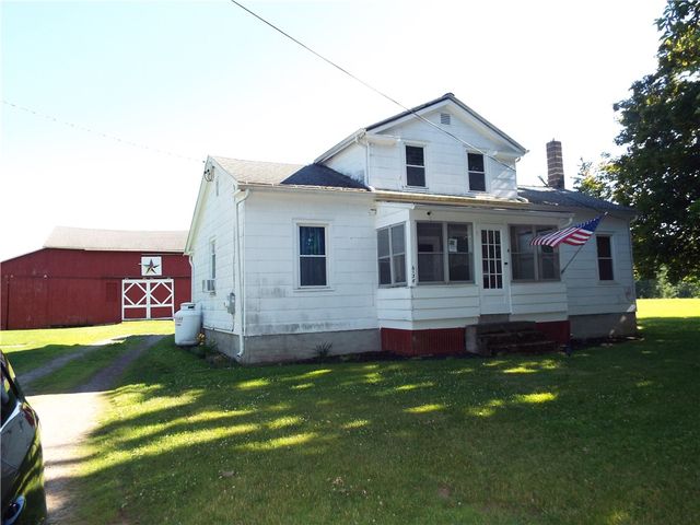 6136 Joy Rd, Sodus, NY 14551