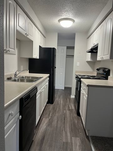 Eliot Cir, Westminster, CO 80030
