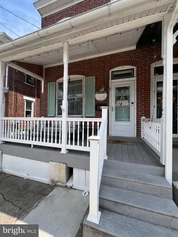 130 N  Walnut St, Boyertown, PA 19512