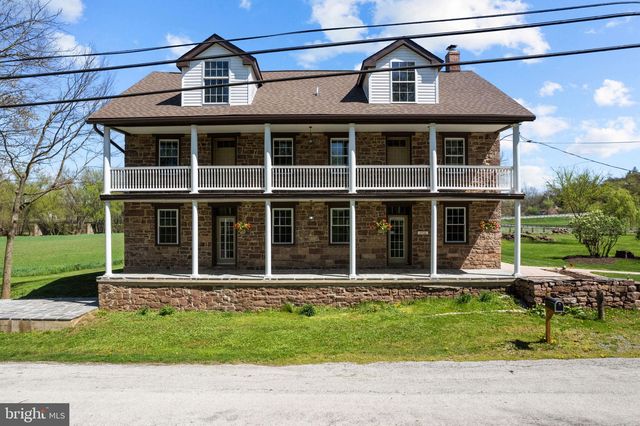 6921 Detters Mill Rd, Dover, PA 17315