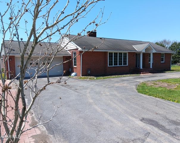 515 Felgar Rd, Somerset, PA 15501