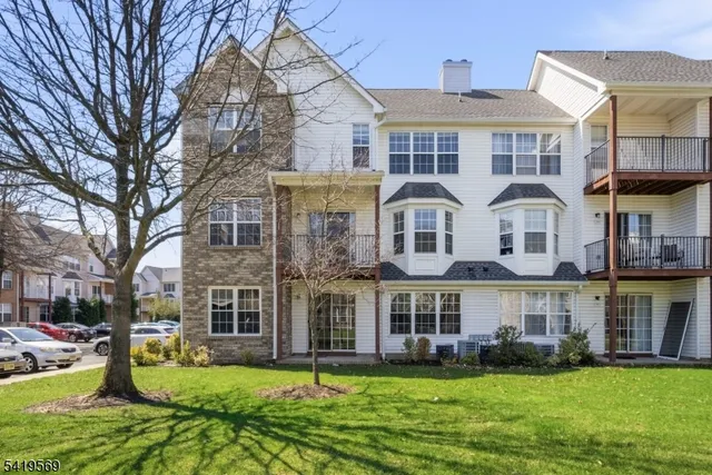 717 Stony Brook Way, North Brunswick, NJ 08902