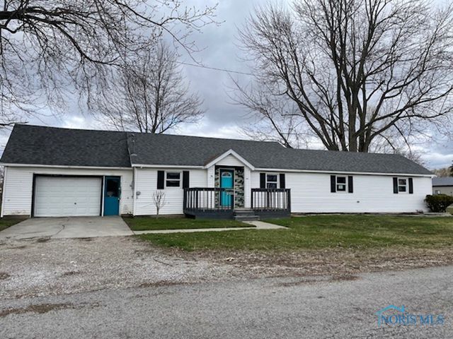 101 E  1st St, Grover Hill, OH 45849