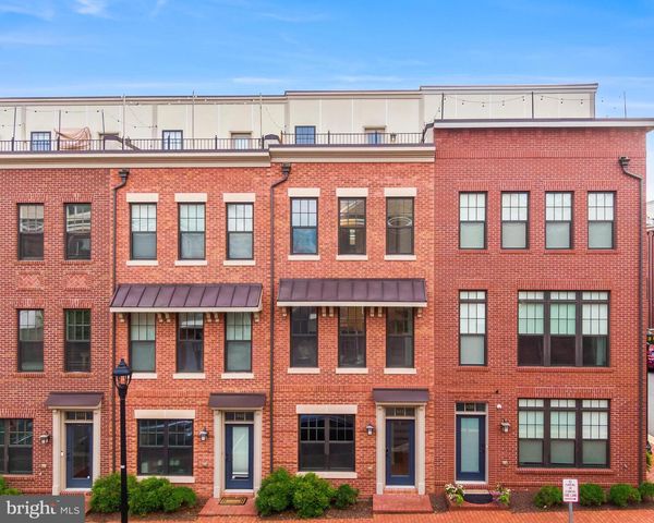 441 Haupt Sq SE, Leesburg, VA 20175