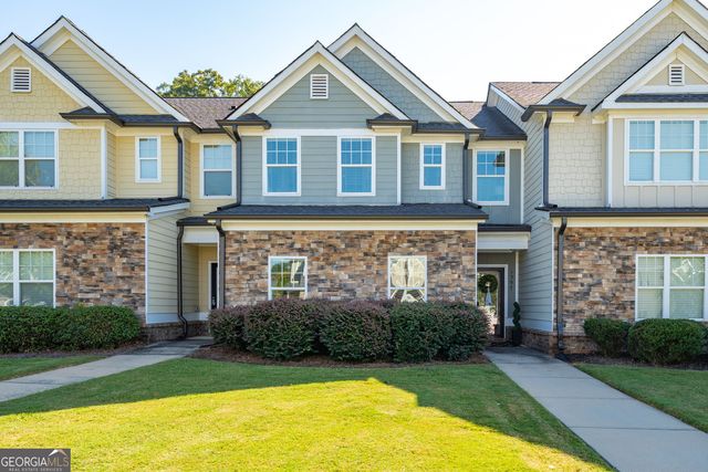 1597 Lincoln Dr, Bogart, GA 30622