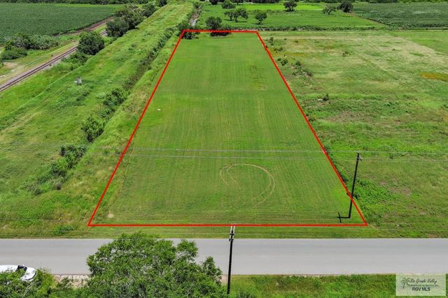 E  Brown Tract Rd, Lozano, TX 78568