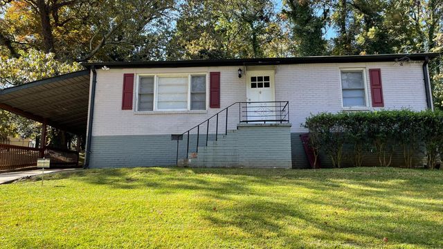 1437 Cobb Branch Dr, Decatur, GA 30032