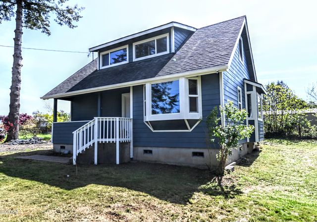 487 SE Gibson Rd, Waldport, OR 97394