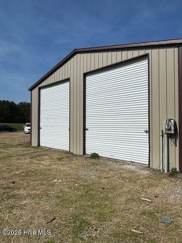 1602 Paul Barnes Road, Chadbourn, NC 28431