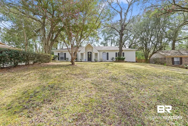7005 Orangeburg Dr S, Mobile, AL 36608