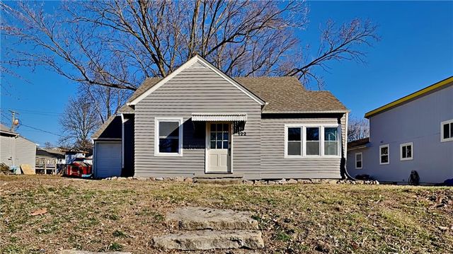 122 S  Campbell St, Pleasant Hill, MO 64080