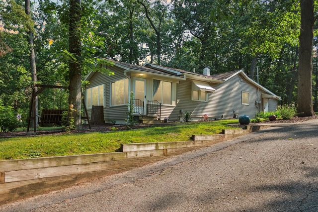 706 Washington Ave N, Battle Creek, MI 49037