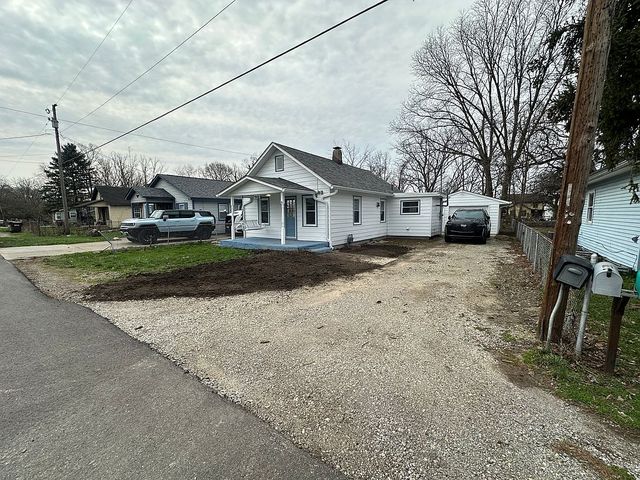 7921 3rd St, West Chester, OH 45069