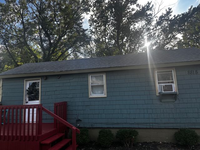 8818 Indiana Ave, Kansas City, MO 64132