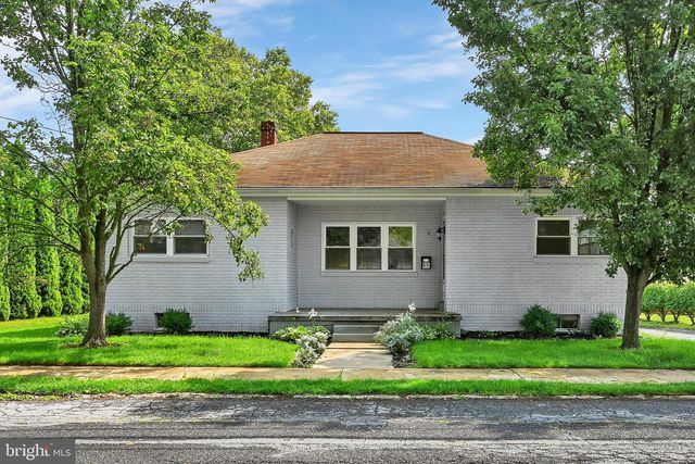 66 Saylor St, Annville, PA 17003