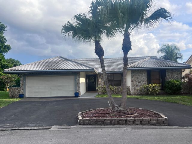 11362 NW 3rd Pl, Coral Springs, FL 33071