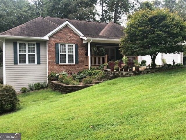 3305 Cove Creek Ln, Cumming, GA 30040