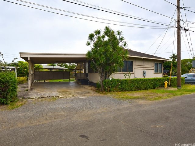 937 A Rd, Pearl City, HI 96782