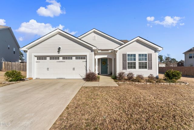 1009 Morgan Point Ct, Fuquay Varina, NC 27526