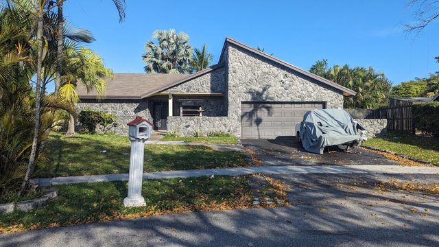 5721 NW 54th Ln, Fort Lauderdale, FL 33319