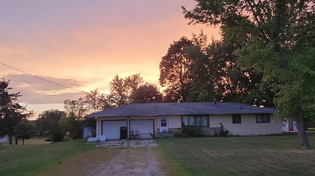 N1681 830th St, Hager City, WI 54014