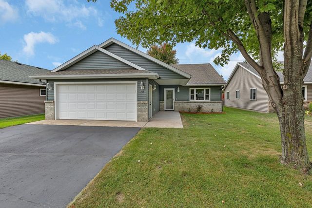 706 11th St S, Sartell, MN 56377