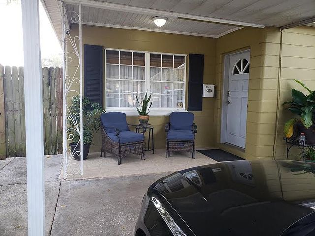 9521 N  Dartmouth Ave, Tampa, FL 33612
