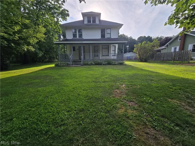 429 S  Amboy Rd, Conneaut, OH 44030