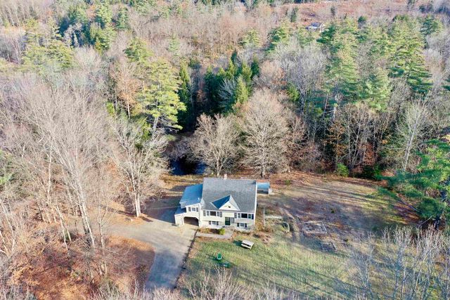 90 Whitney Brook Road, New London, NH 03257