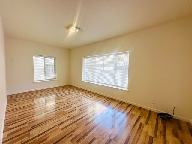 1502 Jackson St, Oakland, CA 94612